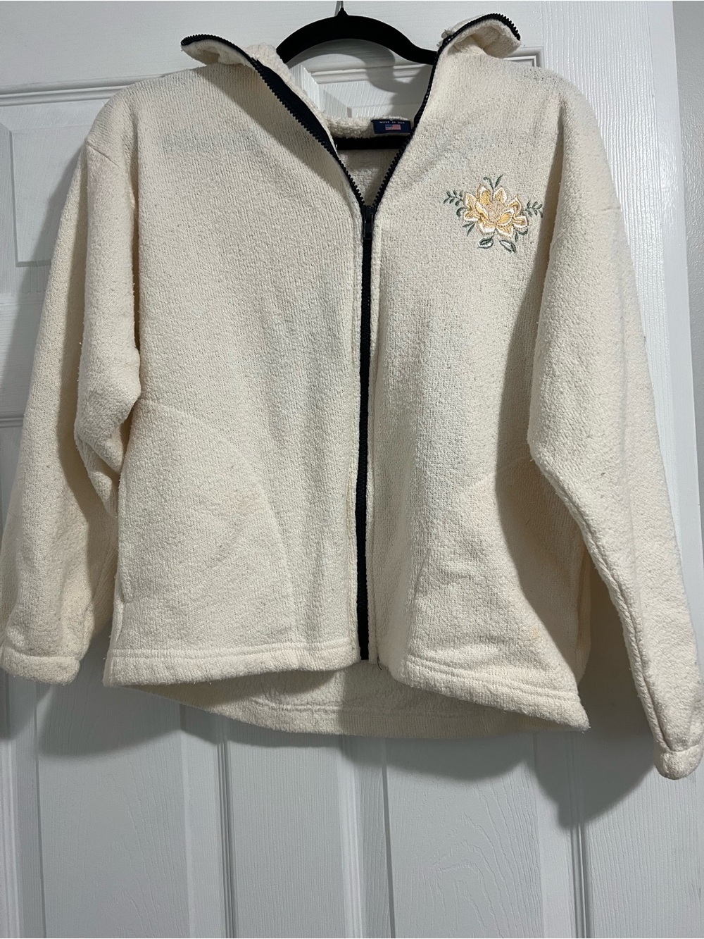 Cream Zip-Up Jacket with Floral Embroidery